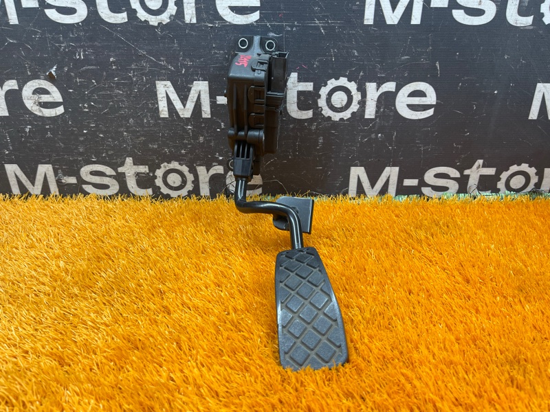 педаль газа, 450 рублей, Красноярск