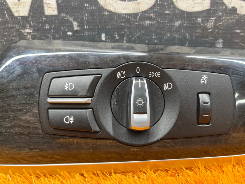 Переключатель света фар, 1000 рублей, Красноярск