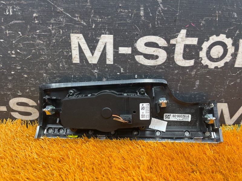 Переключатель света фар, 1000 рублей, Красноярск