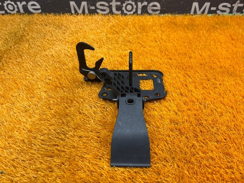 замок капота, 1500 рублей, Красноярск