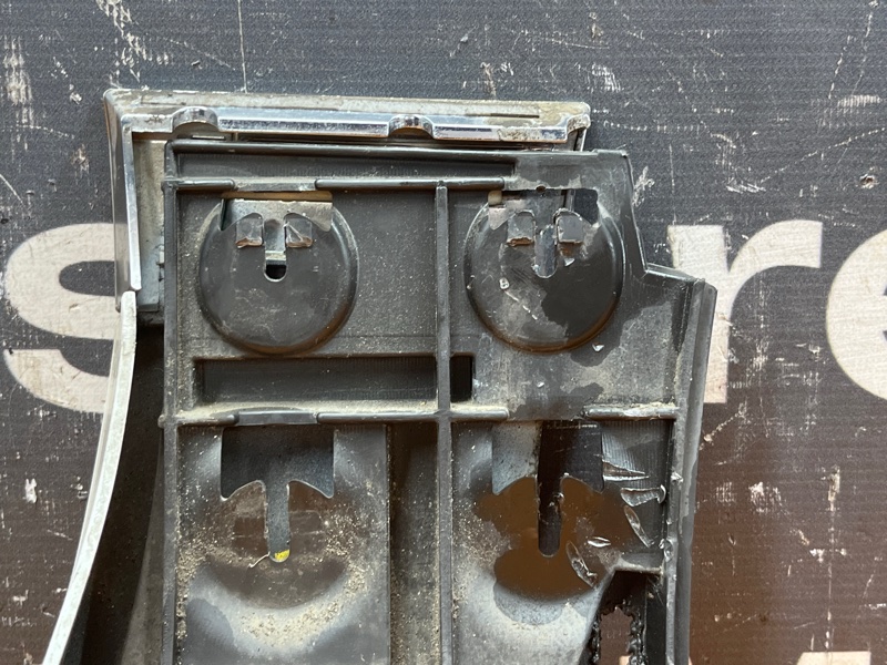 молдинг на крыло, 2500 рублей, Красноярск