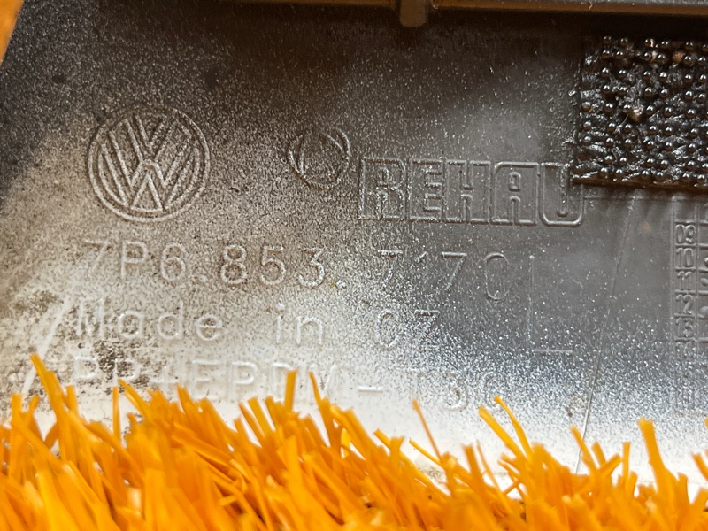 молдинг на крыло, 2500 рублей, Красноярск