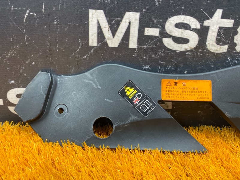 Накладка замка капота, 1000 рублей, Красноярск