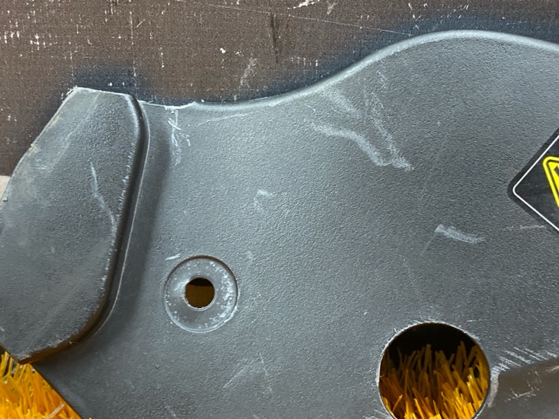 Накладка замка капота, 1000 рублей, Красноярск