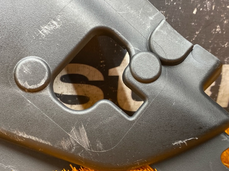 Накладка замка капота, 1000 рублей, Красноярск