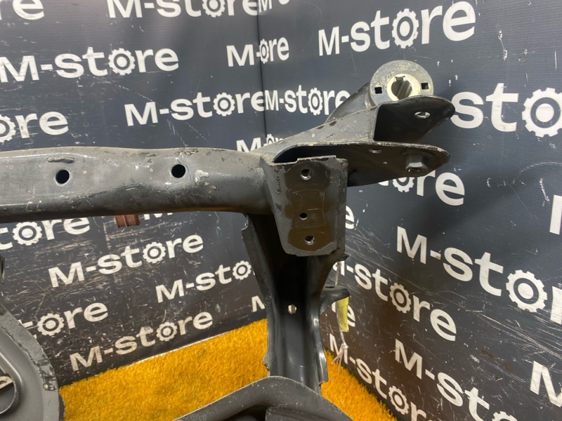 Балка поперечная (подрамник), 1500 рублей, Красноярск