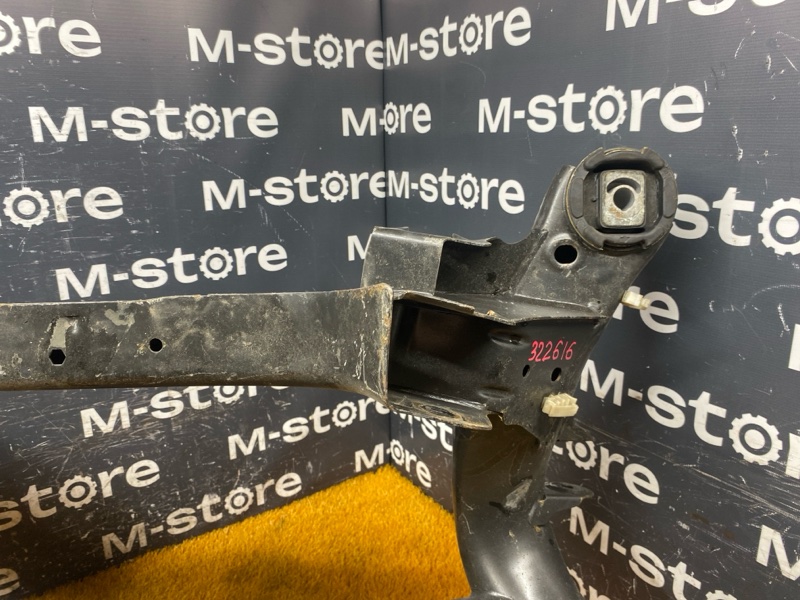 Балка поперечная (подрамник), 4000 рублей, Красноярск