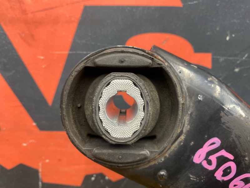 Балка поперечная (подрамник), 1500 рублей, Красноярск