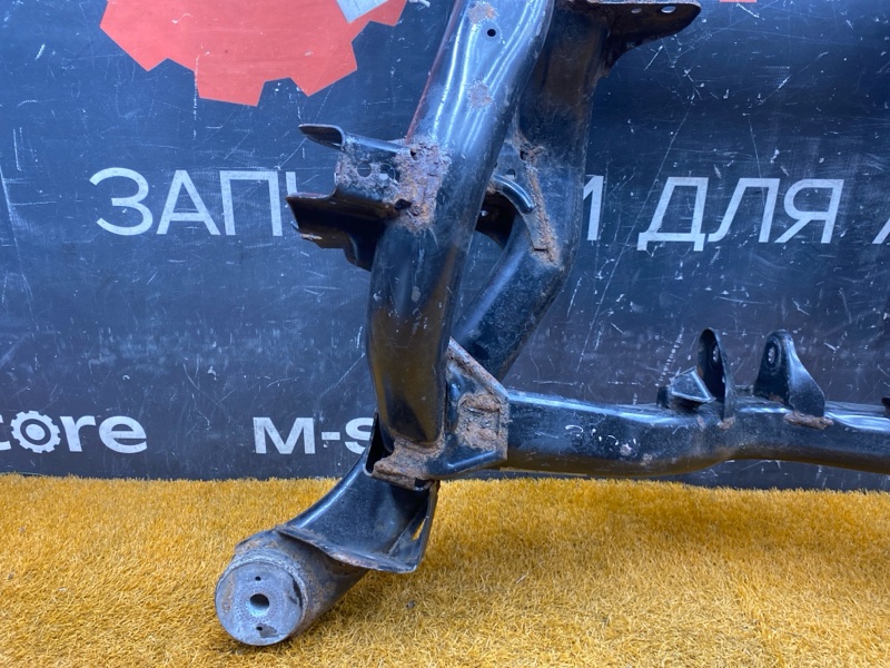 Балка поперечная (подрамник), 2500 рублей, Красноярск