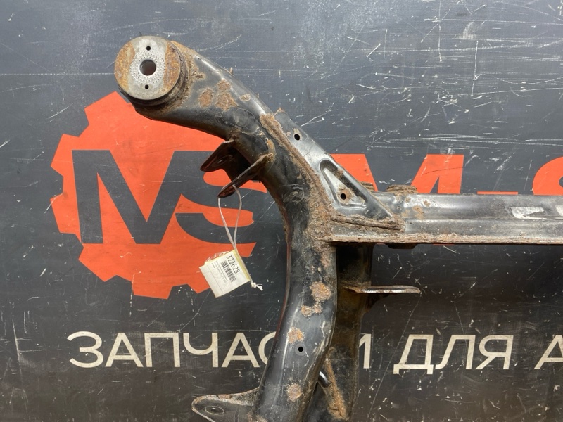 Балка поперечная (подрамник), 2500 рублей, Красноярск