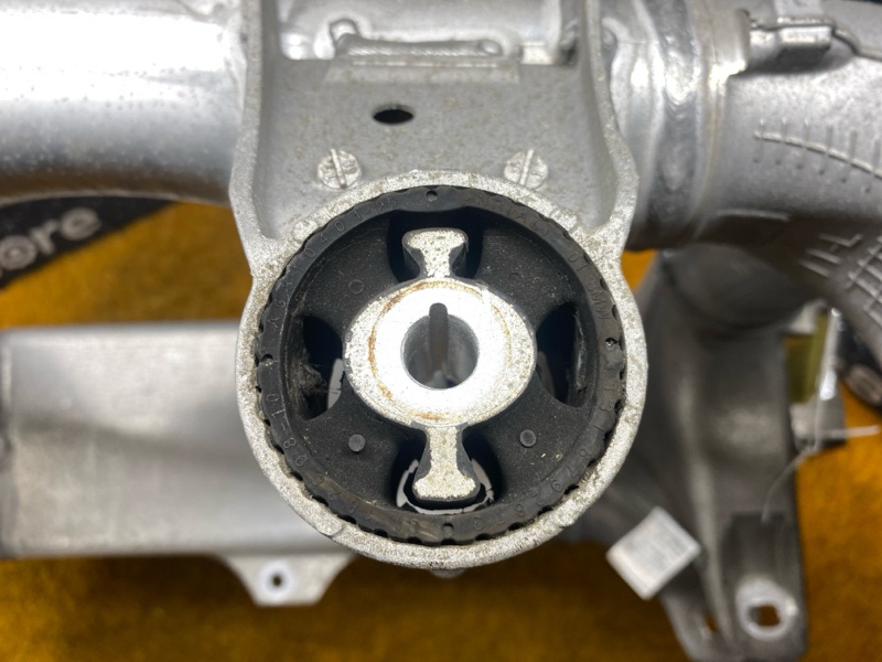 Балка поперечная (подрамник), 2000 рублей, Красноярск