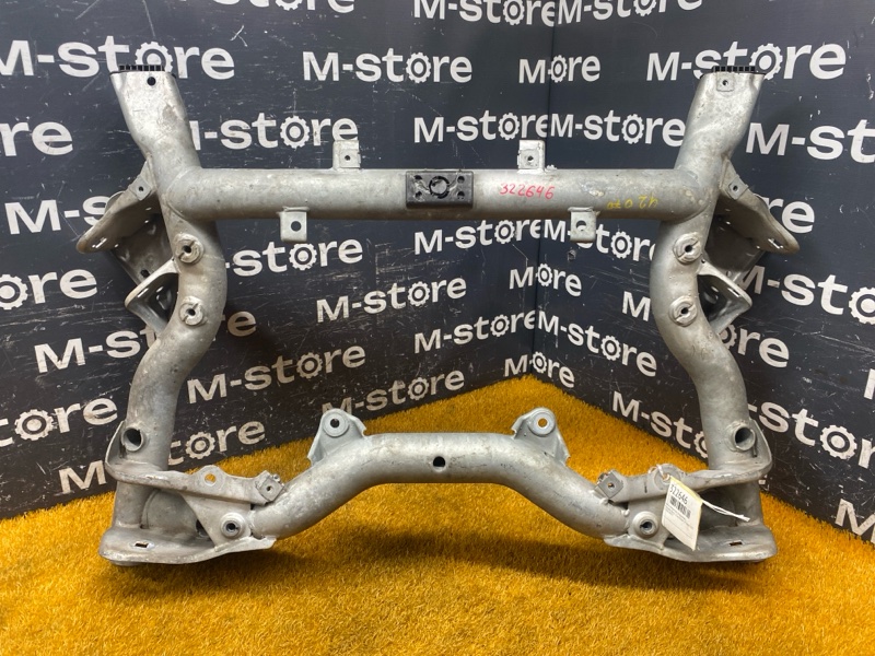 Балка поперечная (подрамник), 2000 рублей, Красноярск