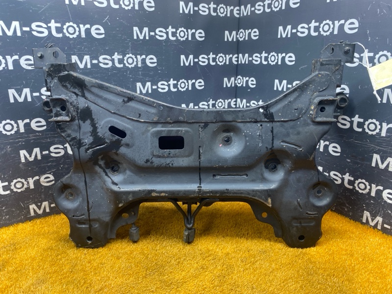 Балка поперечная (подрамник), 16000 рублей, Красноярск