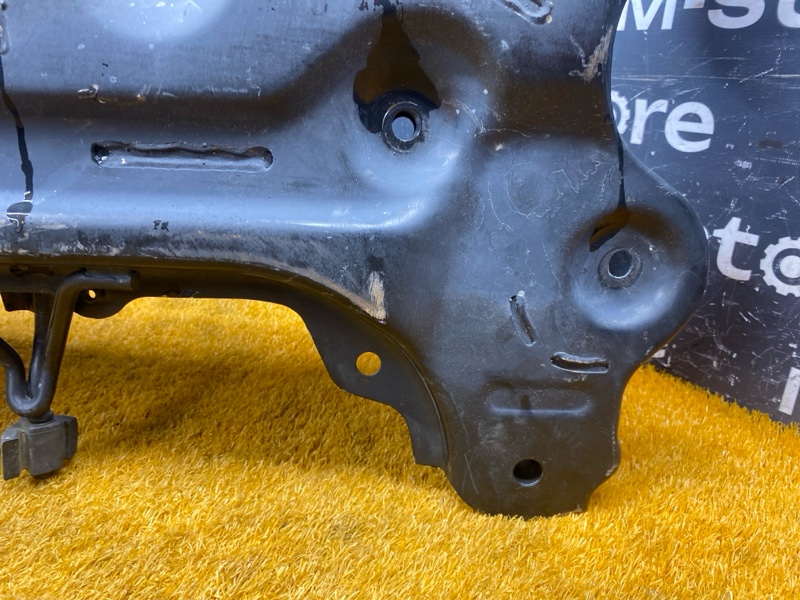 Балка поперечная (подрамник), 16000 рублей, Красноярск