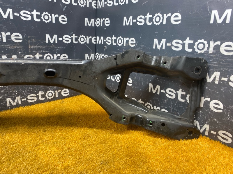 Балка поперечная (подрамник), 300 рублей, Красноярск