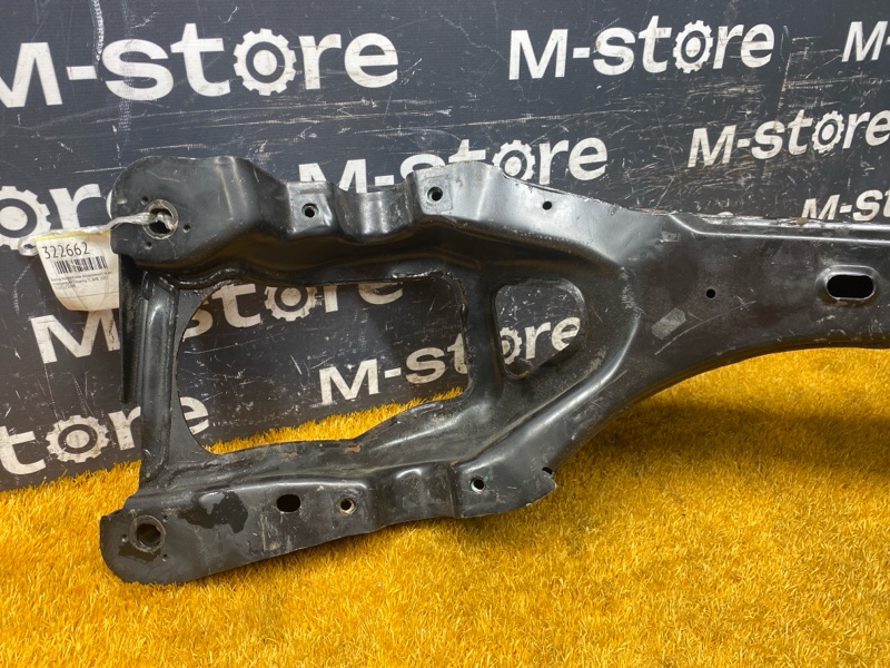 Балка поперечная (подрамник), 300 рублей, Красноярск