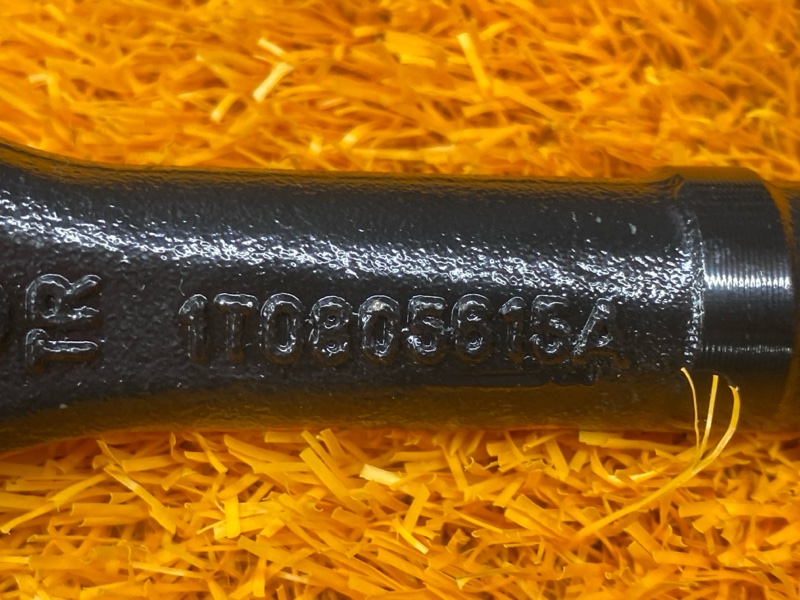 Крюк буксировочный, 1300 рублей, Красноярск