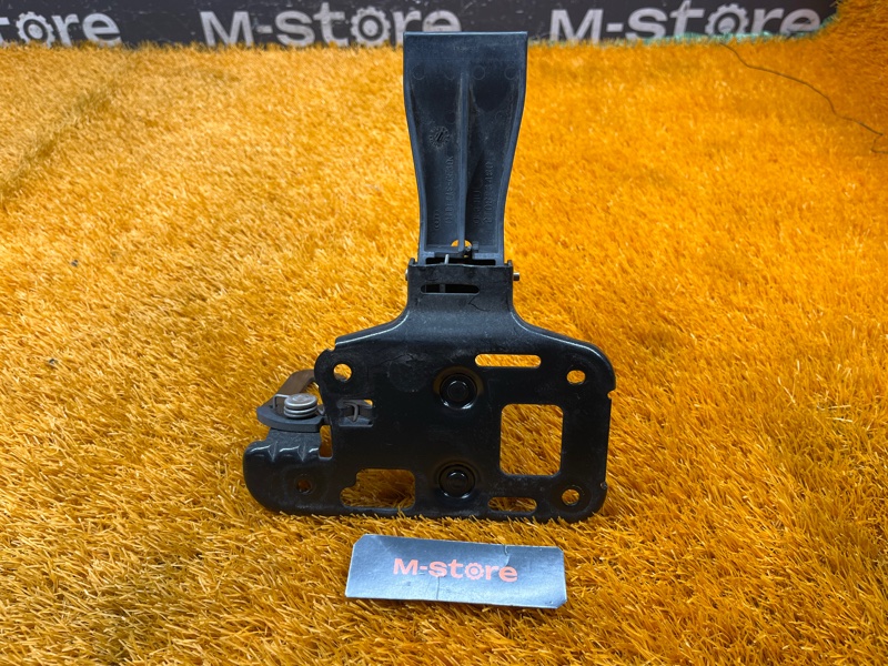 замок капота, 500 рублей, Красноярск