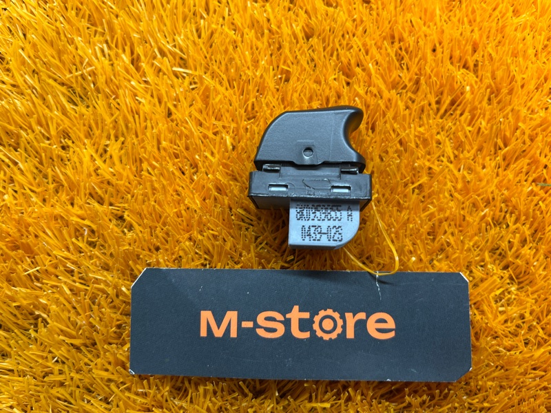 кнопка стеклоподъемника, 200 рублей, Красноярск