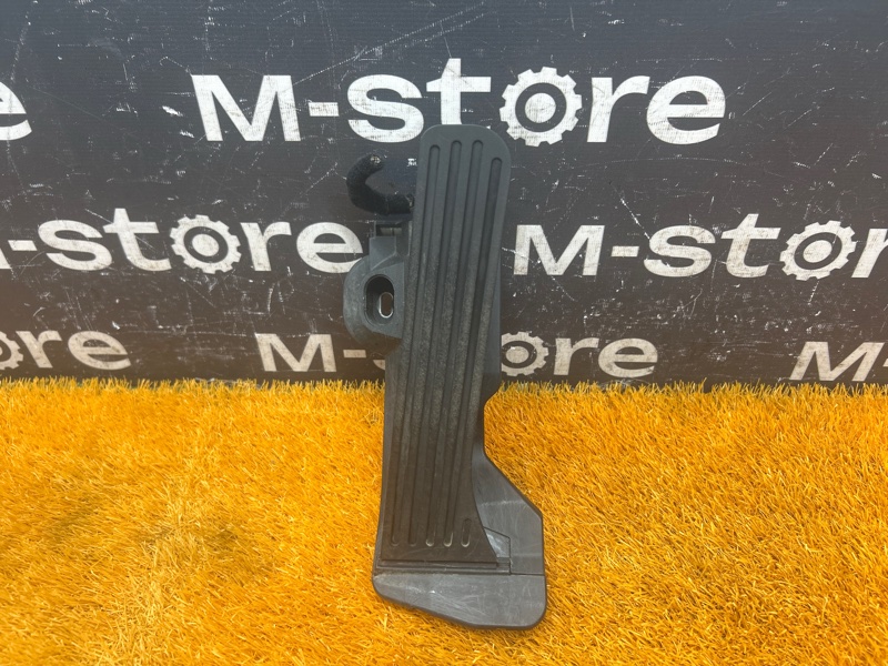 педаль газа, 700 рублей, Красноярск