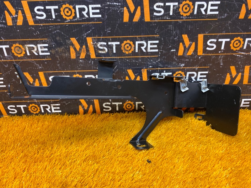 кронштейн, 300 рублей, Красноярск