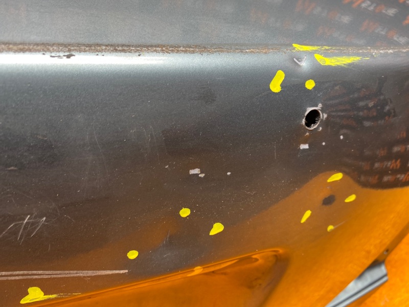 крышка багажника, 2000 рублей, Красноярск