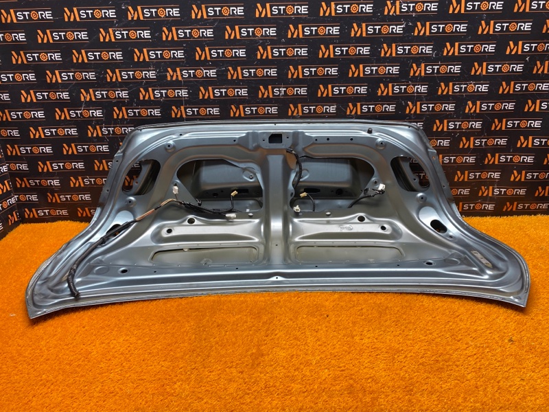 крышка багажника, 2000 рублей, Красноярск