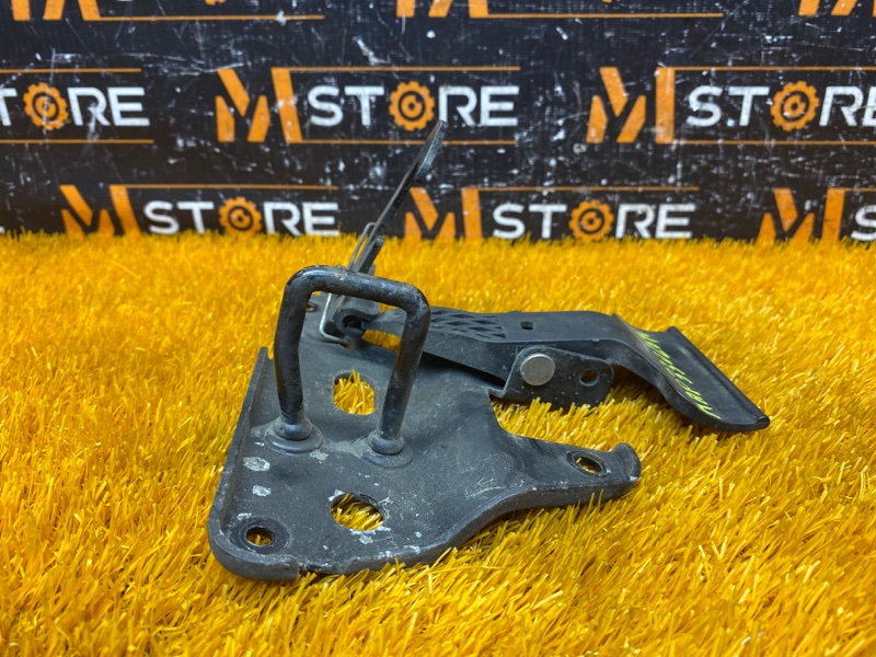 замок капота, 500 рублей, Красноярск