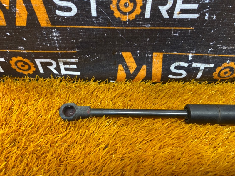 амортизатор багажника, 700 рублей, Красноярск