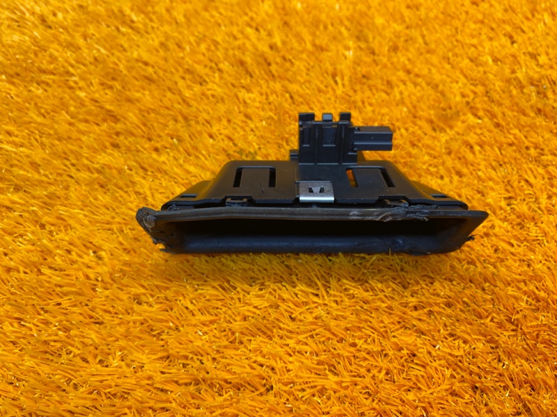 ручка багажника, 500 рублей, Красноярск