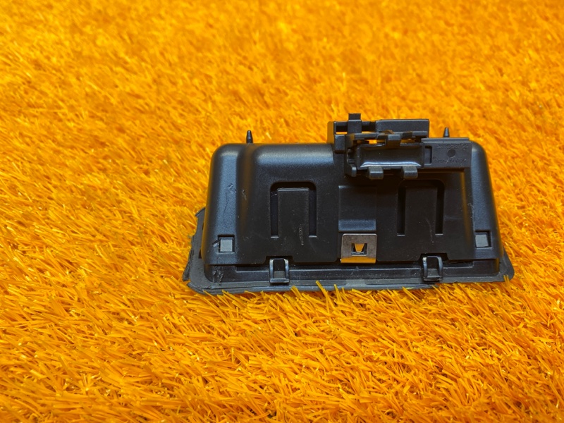 ручка багажника, 500 рублей, Красноярск