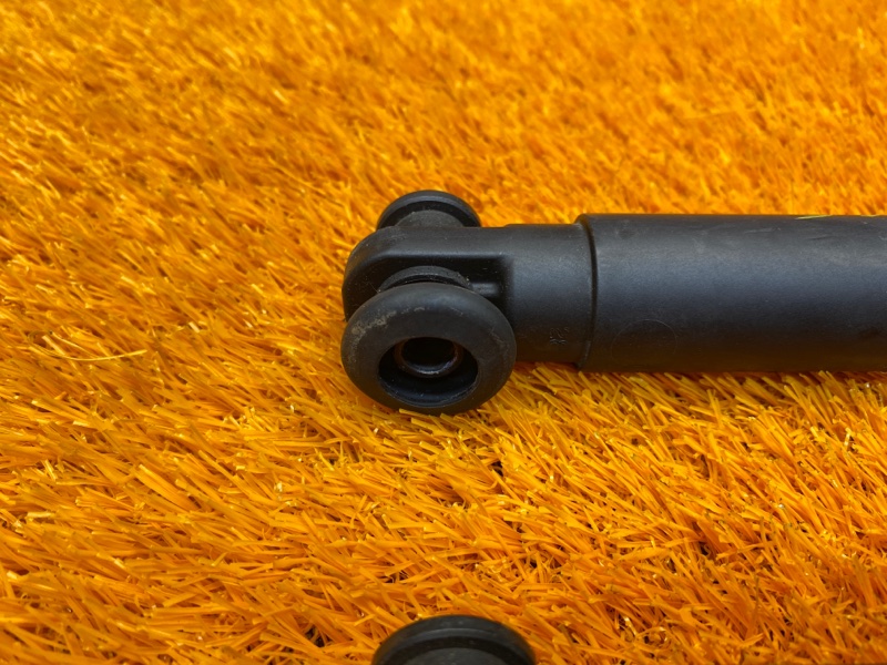 амортизатор багажника, 700 рублей, Красноярск