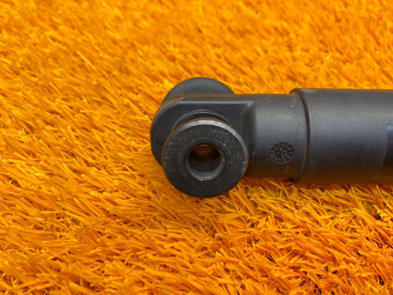 амортизатор багажника, 700 рублей, Красноярск