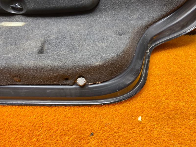 крышка багажника, 1500 рублей, Красноярск