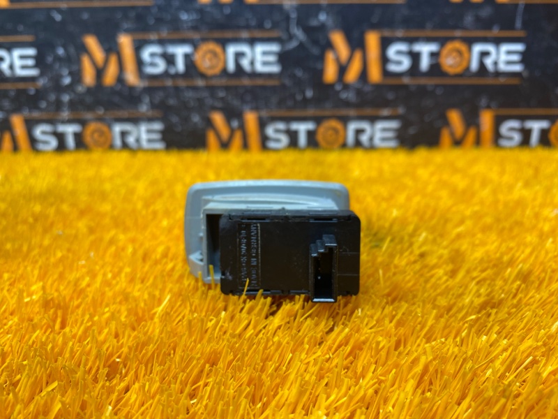 кнопка стеклоподъемника, 500 рублей, Красноярск