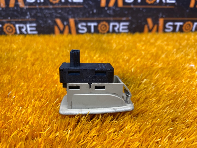 кнопка стеклоподъемника, 400 рублей, Красноярск