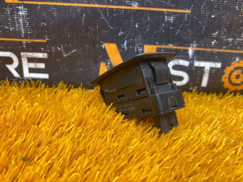 кнопка стеклоподъемника, 300 рублей, Красноярск