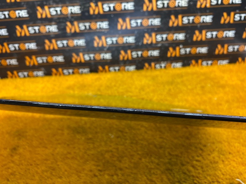 Стекло боковое, 500 рублей, Красноярск
