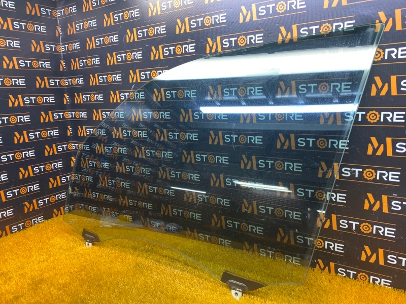 Стекло боковое, 3000 рублей, Красноярск