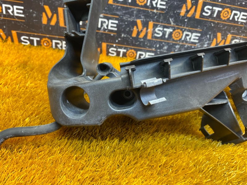 кронштейн фары, 7600 рублей, Красноярск