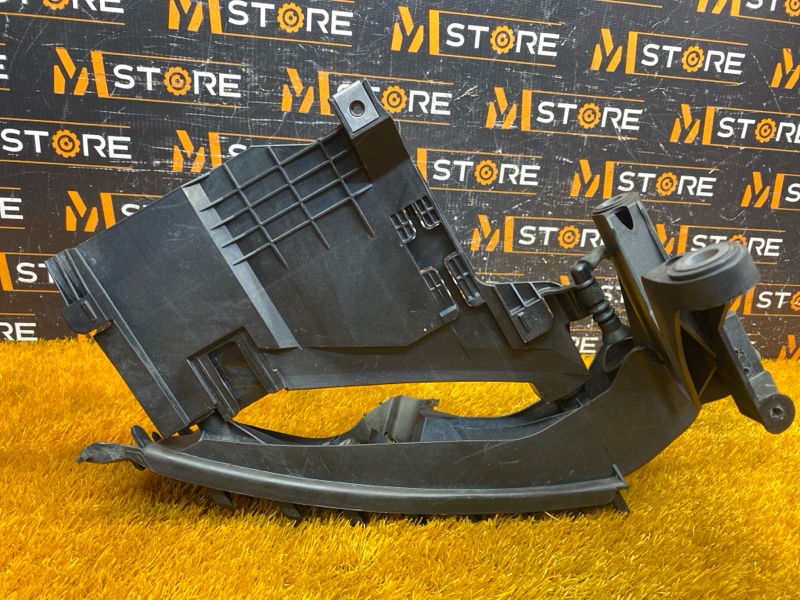 кронштейн фары, 7600 рублей, Красноярск