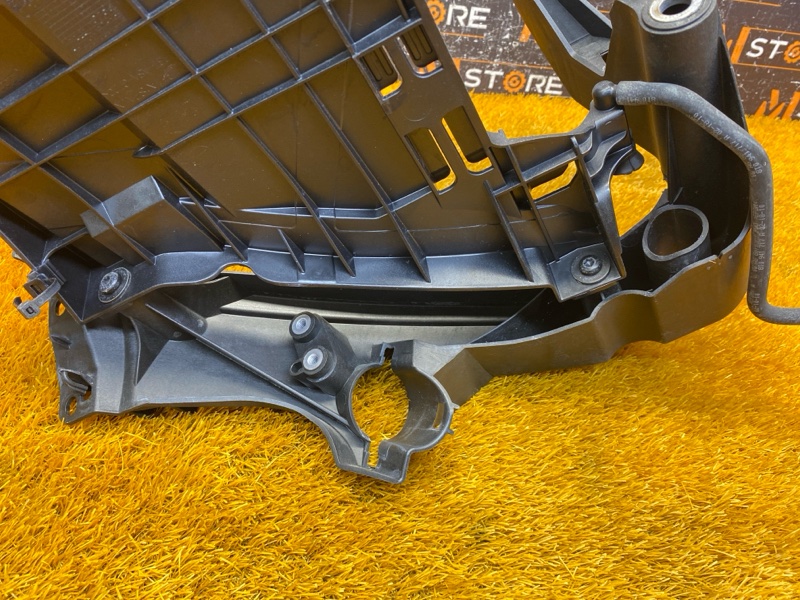 кронштейн фары, 7600 рублей, Красноярск