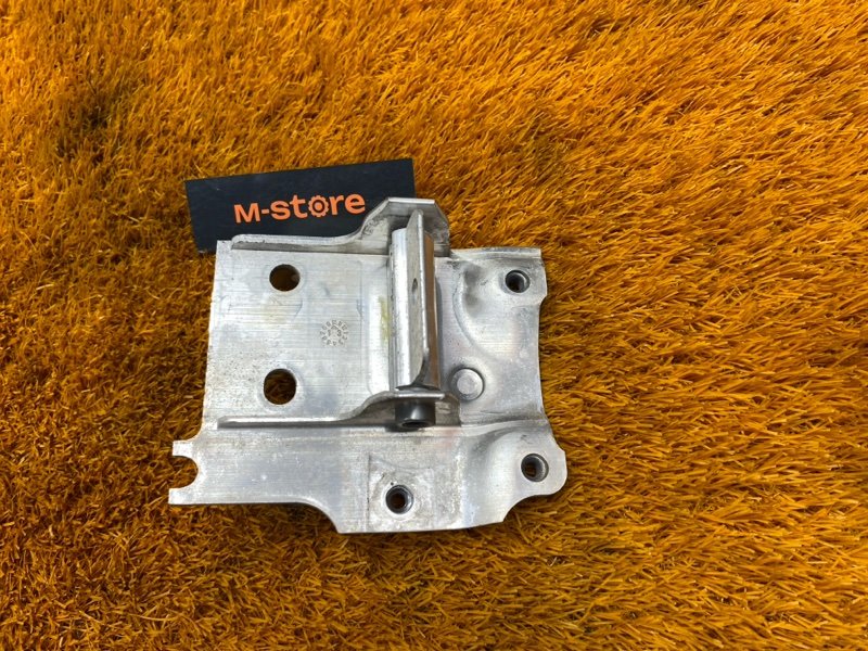 Кронштейн радиатора, 480 рублей, Красноярск