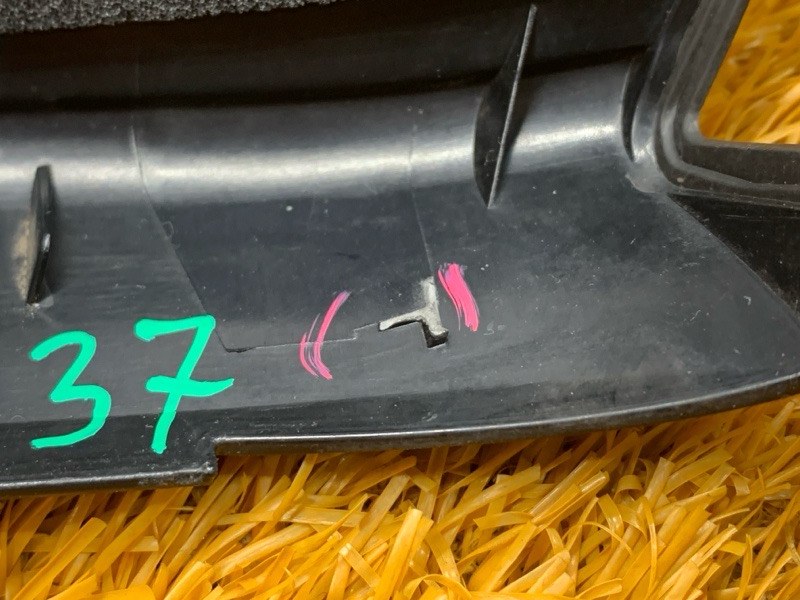 Водосток багажника, 230 рублей, Красноярск