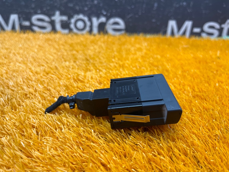 Кнопка корректора фар, 200 рублей, Красноярск