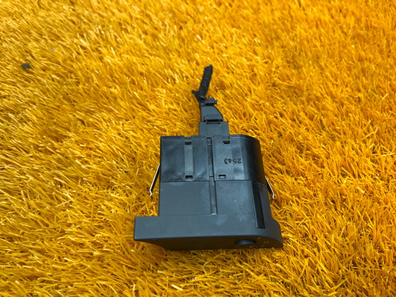 Кнопка корректора фар, 200 рублей, Красноярск