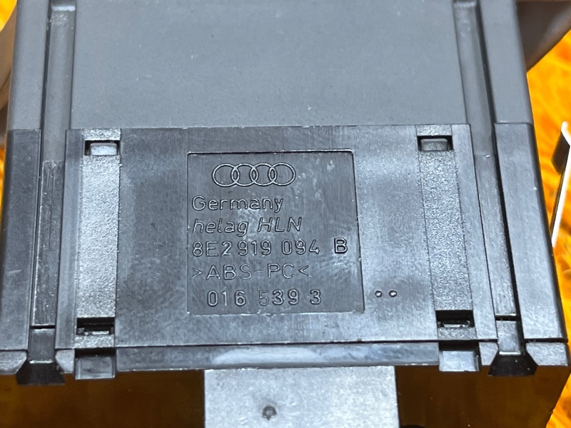 Кнопка корректора фар, 200 рублей, Красноярск