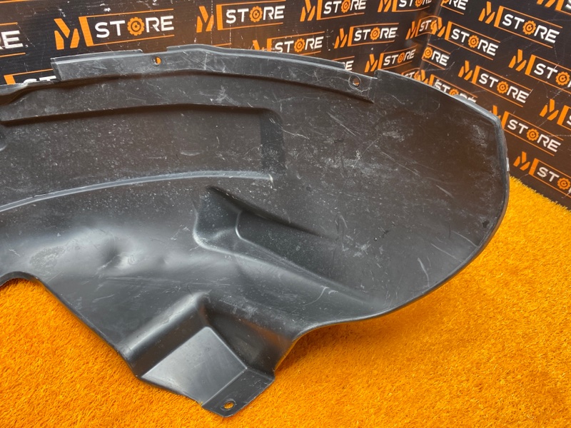 подкрылок, 1000 рублей, Красноярск