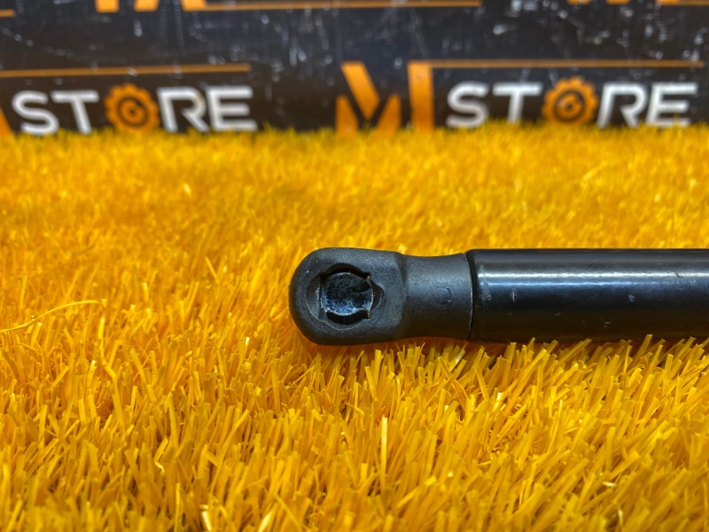 амортизатор капота, 1000 рублей, Красноярск