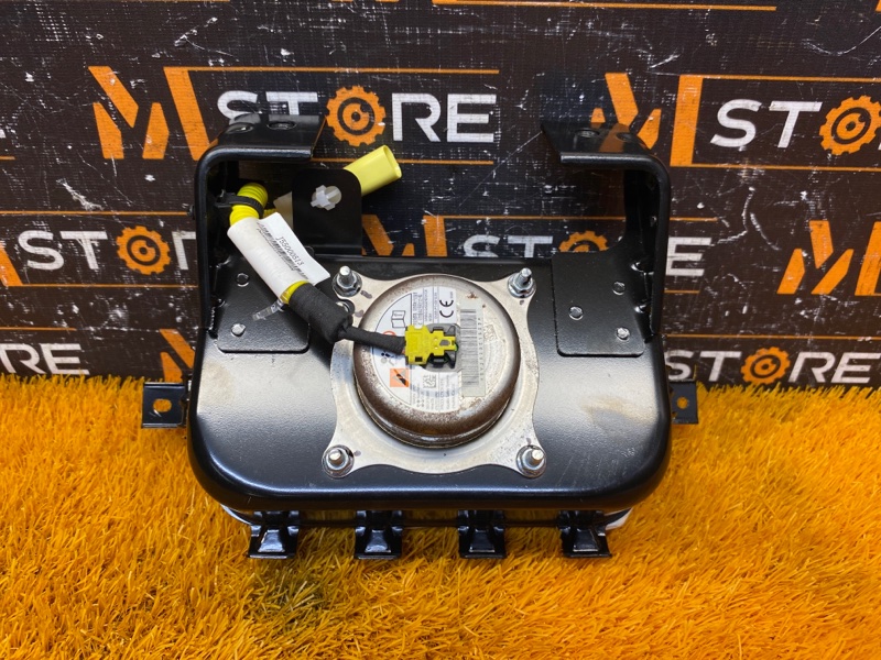 Подушка безопасности пассажирская, 9000 рублей, Красноярск